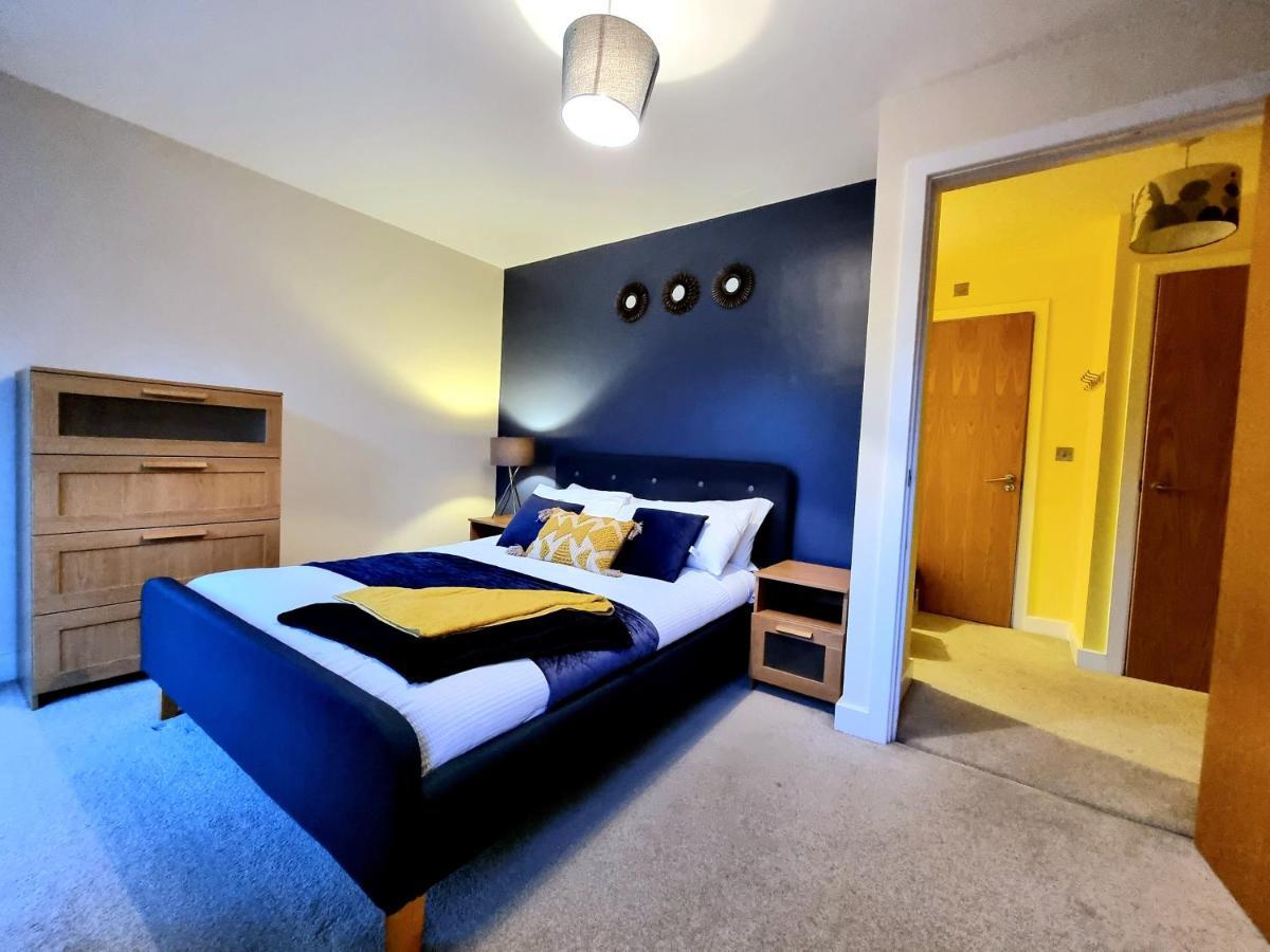 Luxury 2-Bedroom Service Apartment With Balcony Manchester Exterior foto